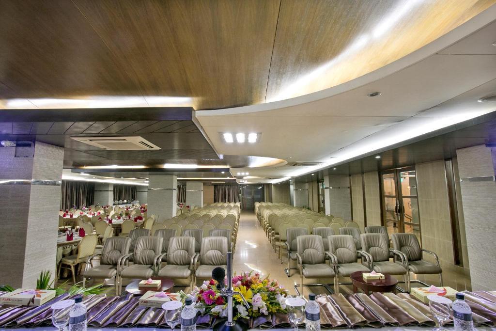 Fars Hotel & Resorts - Bar-Buffet-Pool-Spa Daca Exterior foto