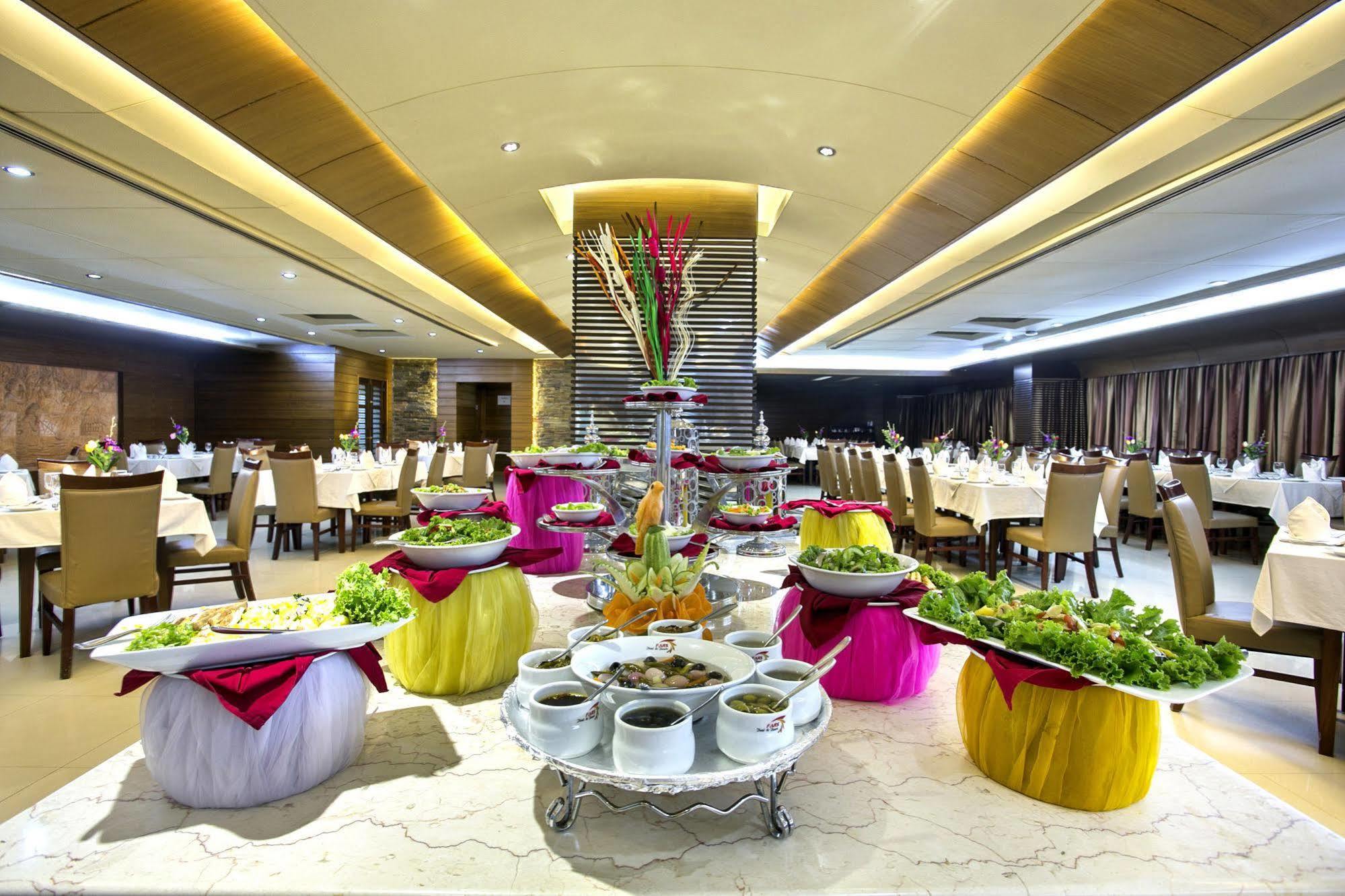 Fars Hotel & Resorts - Bar-Buffet-Pool-Spa Daca Exterior foto